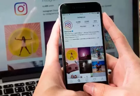 Feed Instagram esthétique ou anarchique : lequel choisir ?